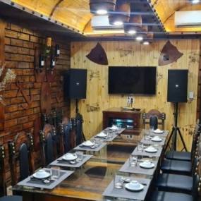 Phòng Hầm Rượu 2