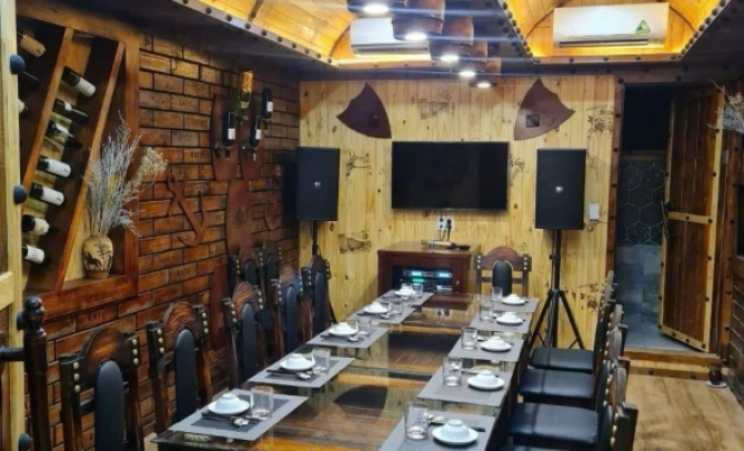 Đặt tiệc sảnh bàn 10 người